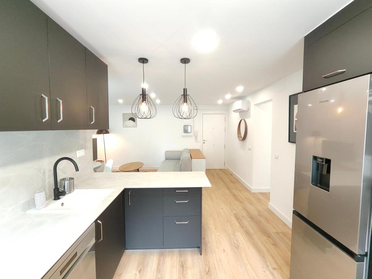 Fantastic Apartment Sant Adria Beach سان أدريان دي بيزوس المظهر الخارجي الصورة
